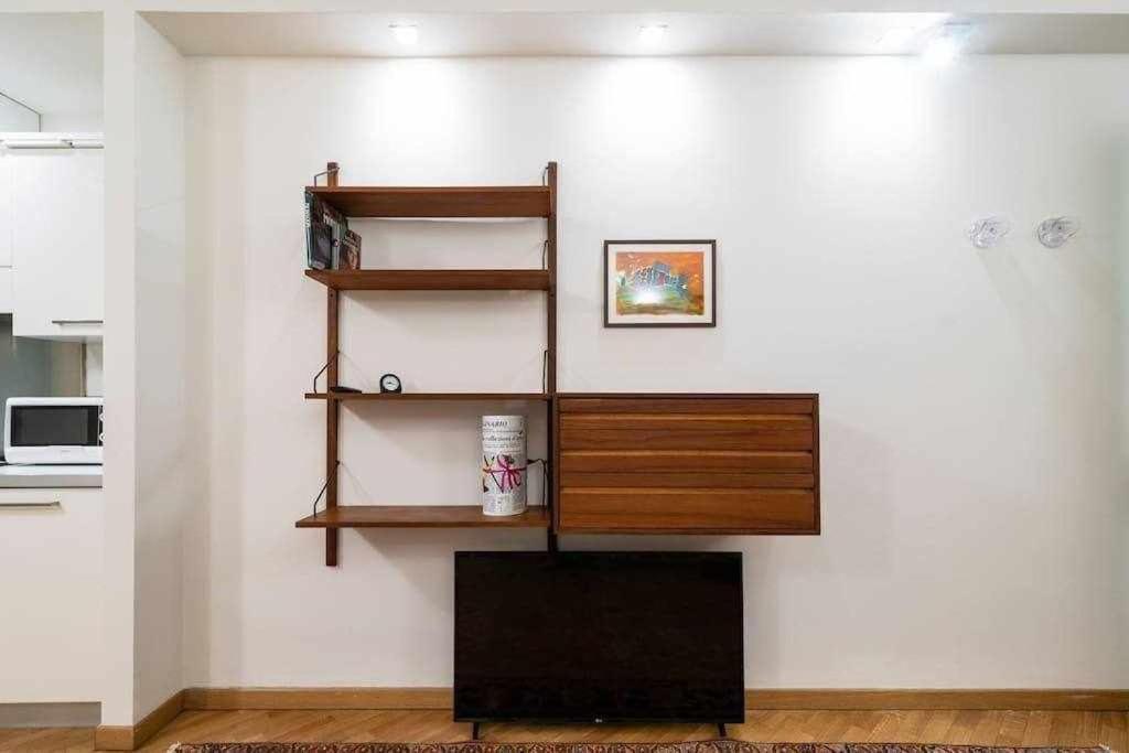 Brera Area Lovely Apt Close To Piazza Duomo Милано Екстериор снимка
