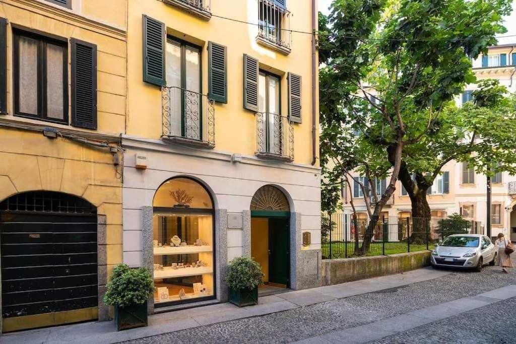 Brera Area Lovely Apt Close To Piazza Duomo Милано Екстериор снимка
