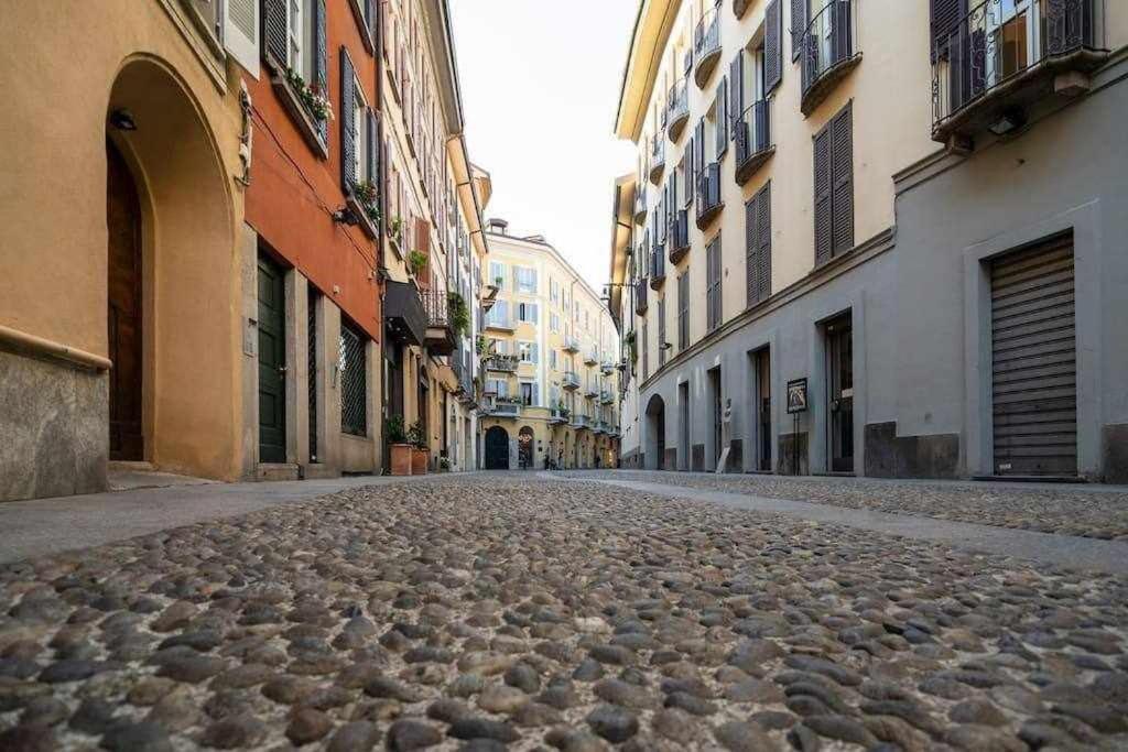 Brera Area Lovely Apt Close To Piazza Duomo Милано Екстериор снимка