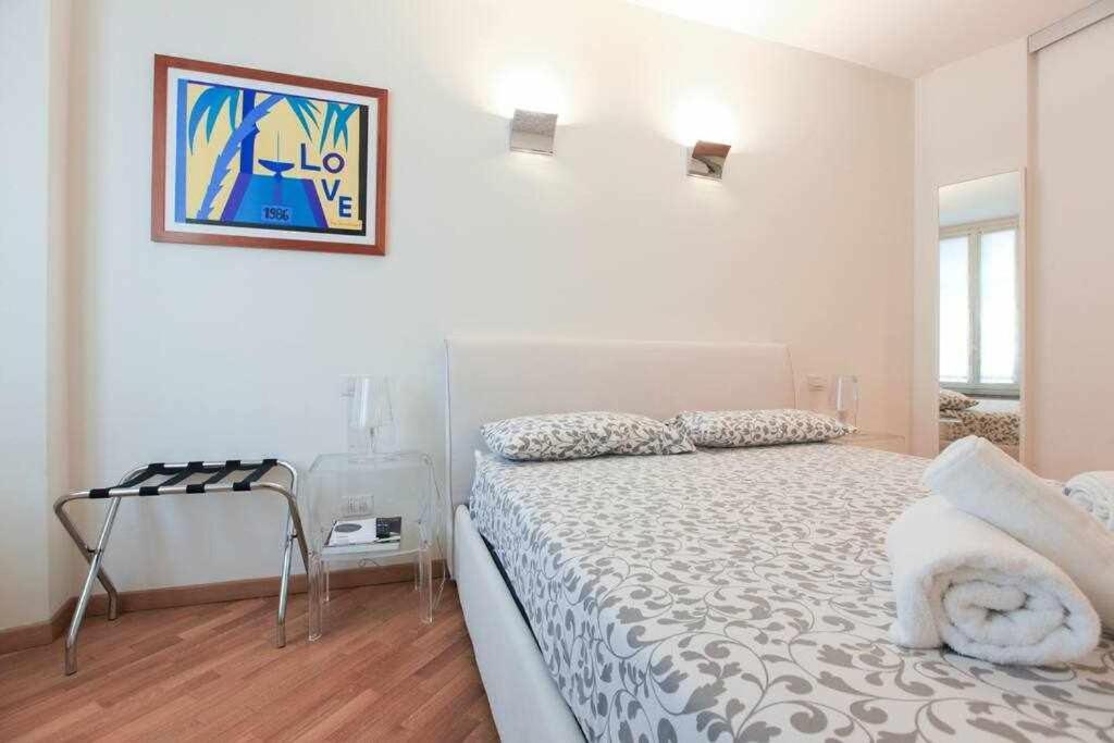 Brera Area Lovely Apt Close To Piazza Duomo Милано Екстериор снимка